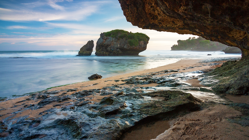 pantai gunungkidul beraspal